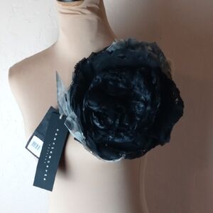 NWT Sanctamuerte Elegant Black And Gray Brooch